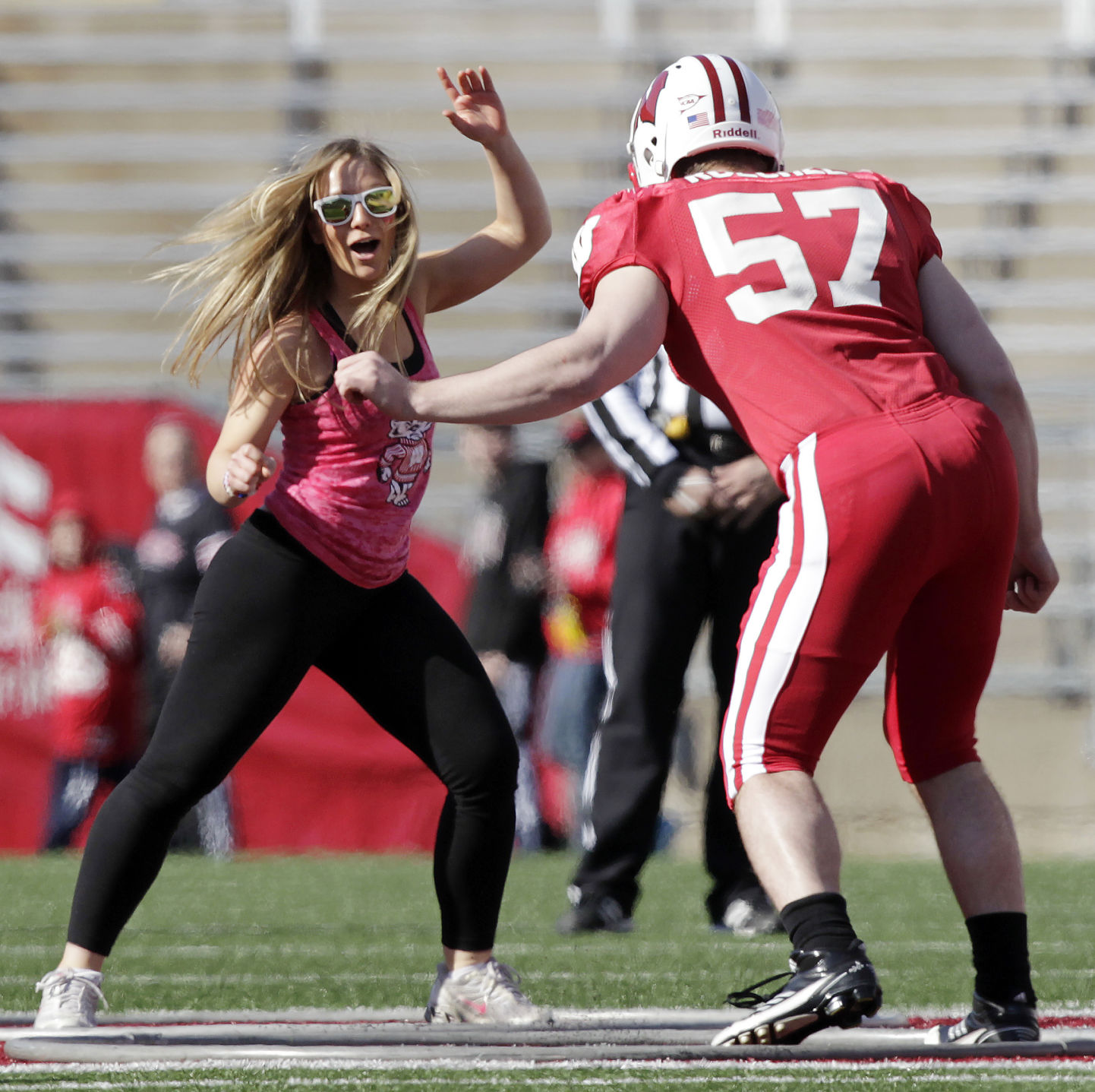 Spring Game: Dance off